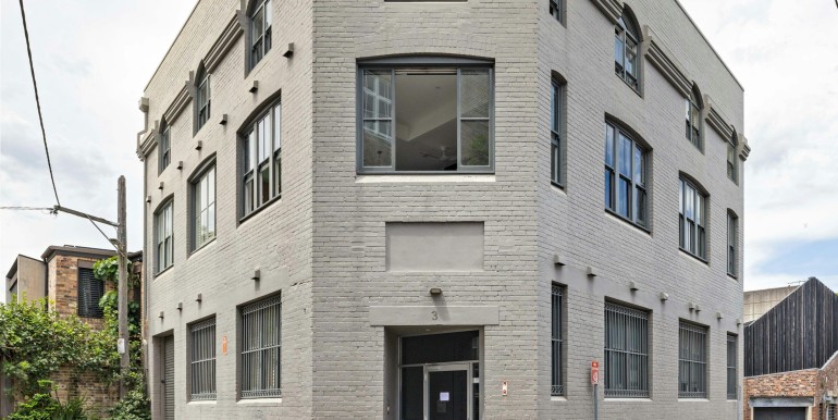 exterior esther street